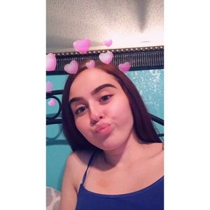 Meet your Posher, Hannah